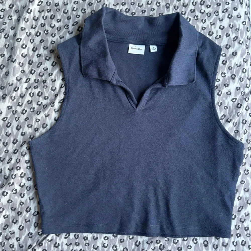 Sunday Best Knox Tank Polo Perfect Navy Sleeveless Knit Medium - Picture 2 of 6